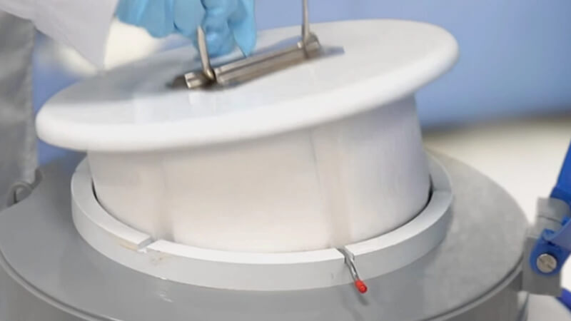 液氮罐裏的樣品怎麽取