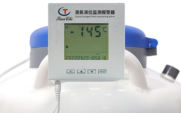 給大口徑液氮（dàn）生物容器配備（bèi）的（de）報警器（qì）靈敏嗎？