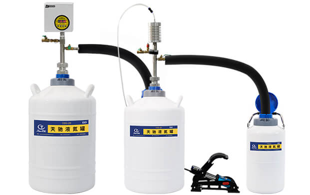 液氮自動轉移泵需要插(chā)電嗎?